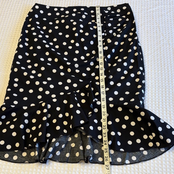 White House Black Market Size 10 Polka Dot Ruffle Pencil Skirt Black White - Picture 14 of 15